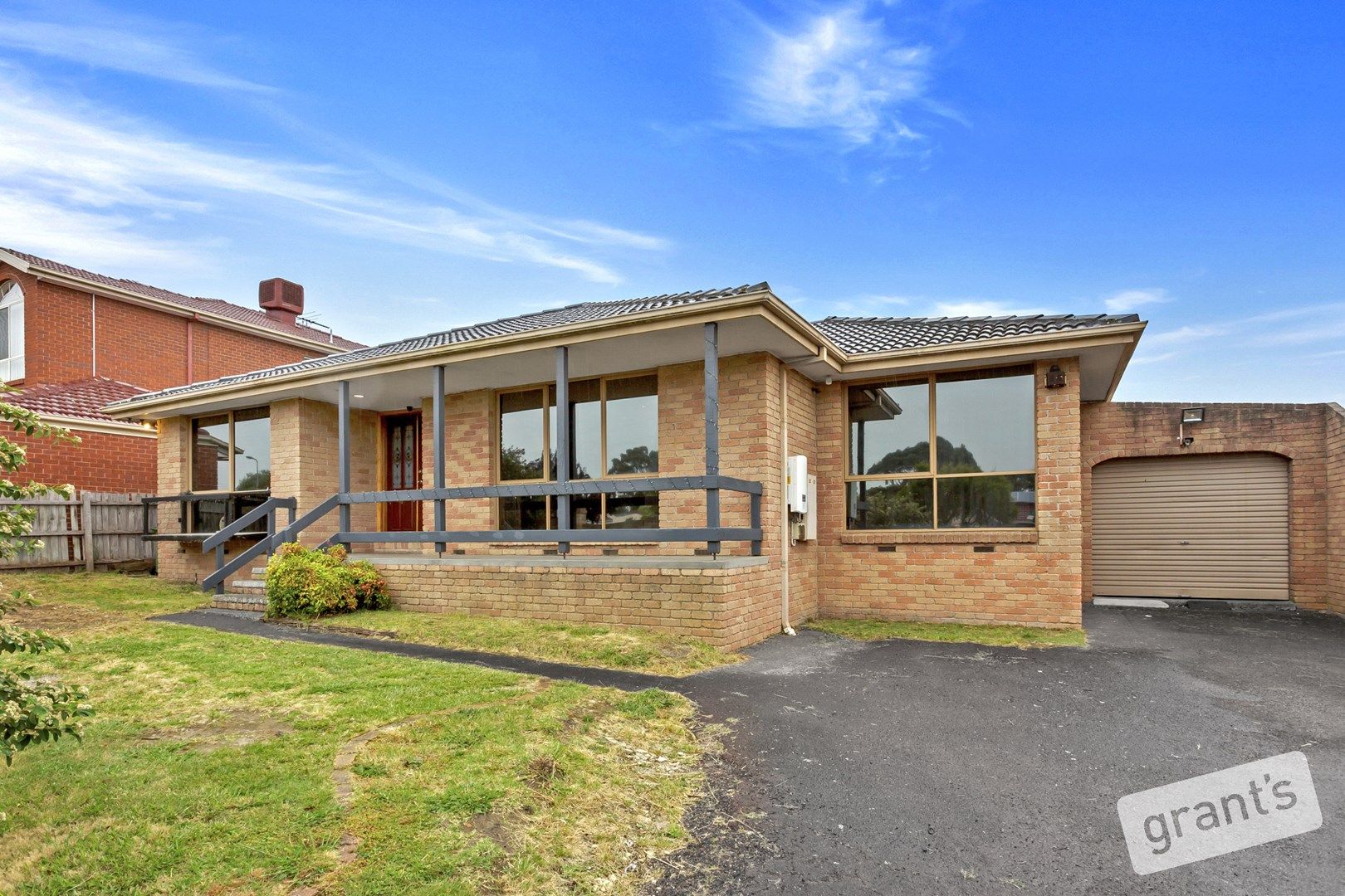4 bedrooms House in 52 Blackwood Drive NARRE WARREN VIC, 3805