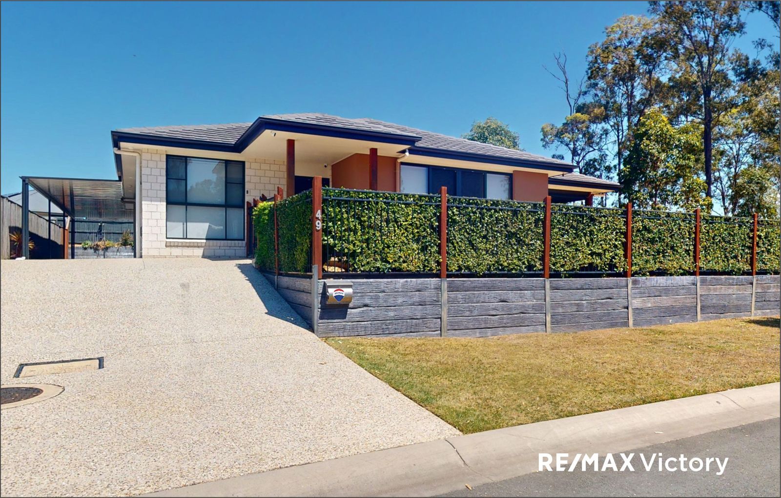 49 Creekview Court, Caboolture QLD 4510, Image 2