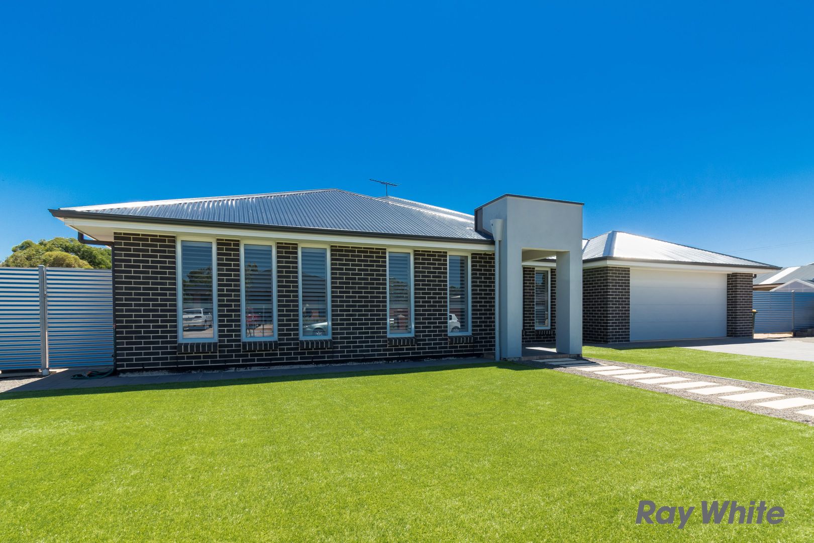 31 Huon Road, Angle Vale SA 5117, Image 2