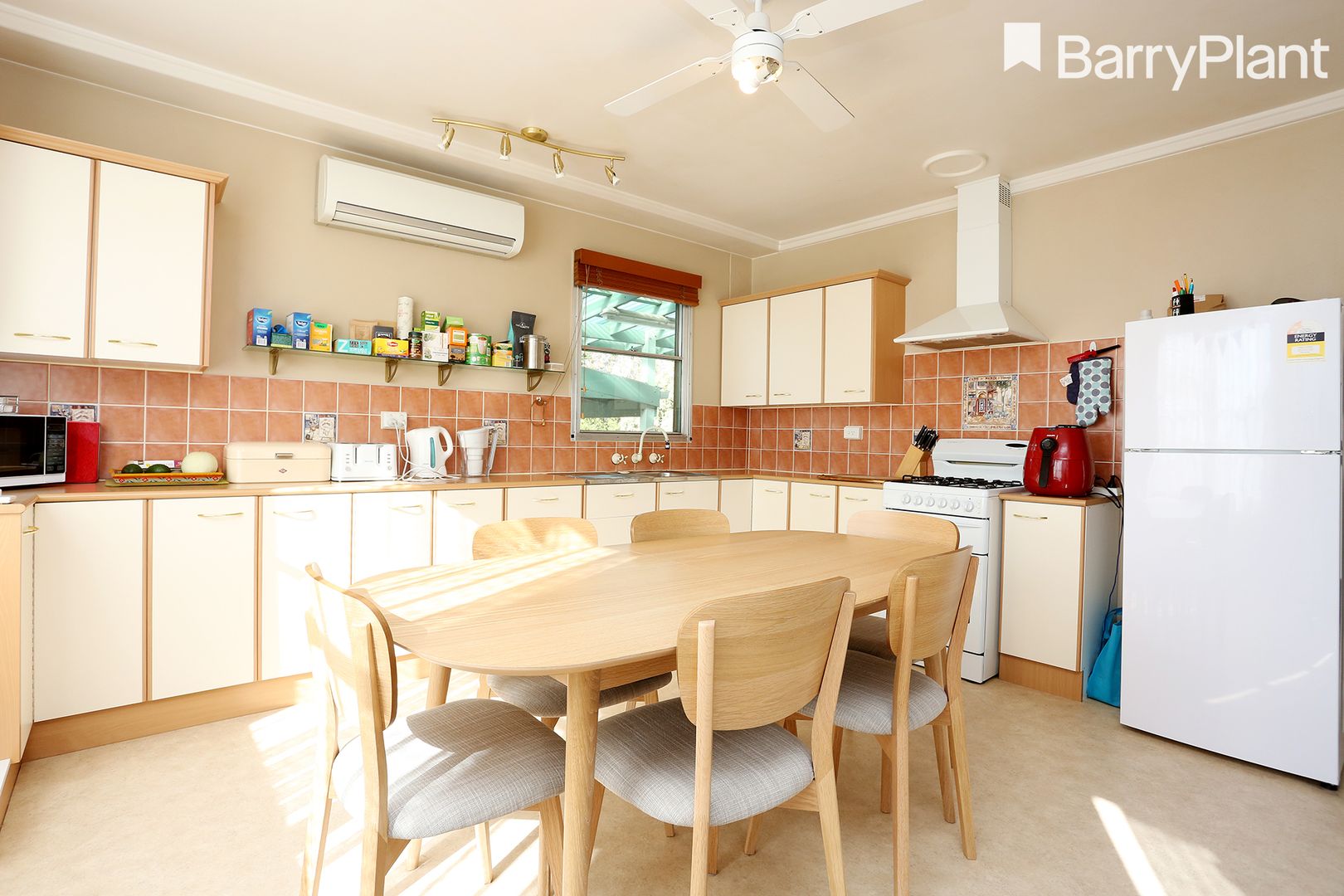 28 Pyalong Crescent, Dallas VIC 3047, Image 1