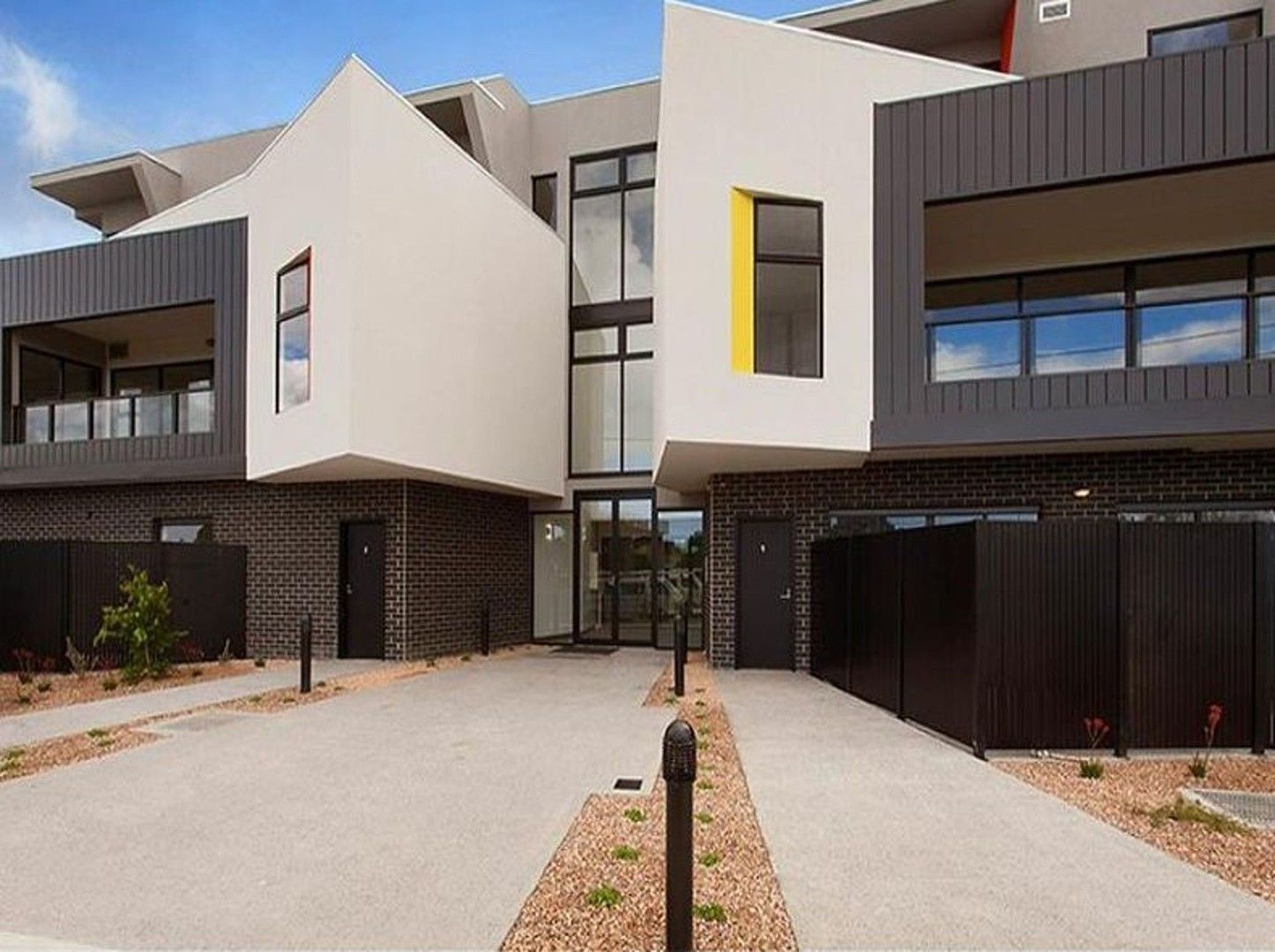 2 bedrooms Apartment / Unit / Flat in 204/372 Geelong Road WEST FOOTSCRAY VIC, 3012