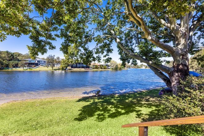 Picture of 2/24 Sunbird Street, BURLEIGH WATERS QLD 4220