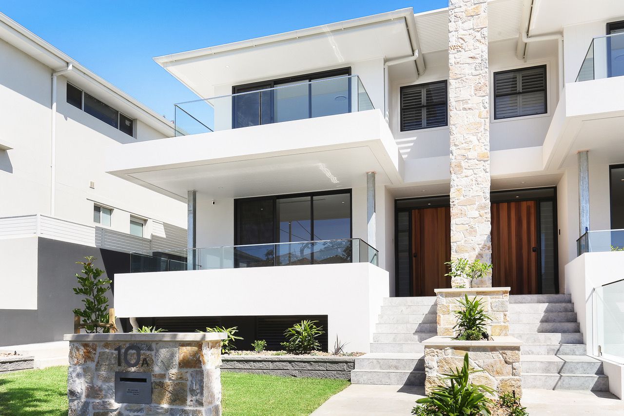 4 bedrooms Duplex in 10A Tullimbar Street CRONULLA NSW, 2230