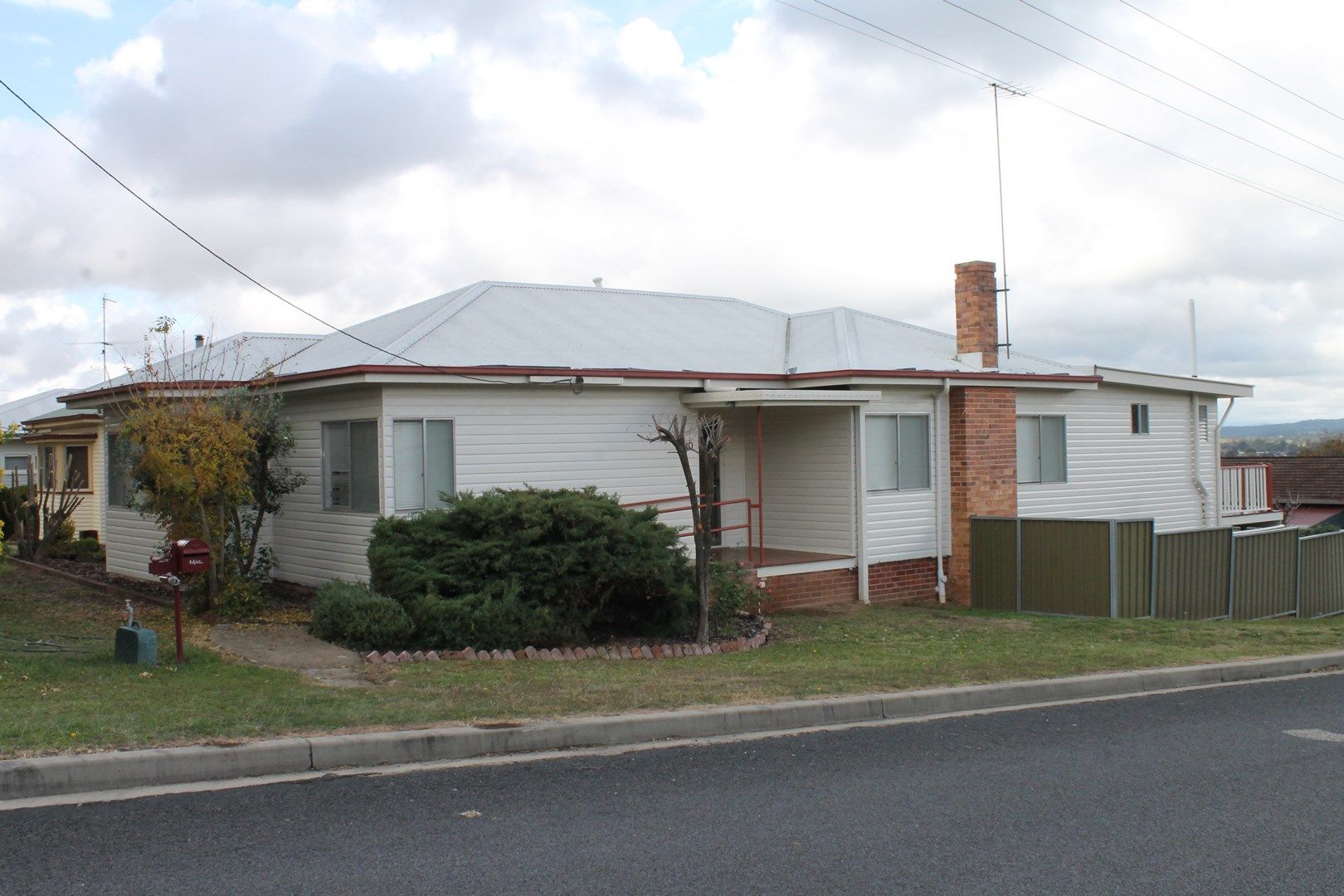 10 Carlyle Street, Inverell NSW 2360, Image 0