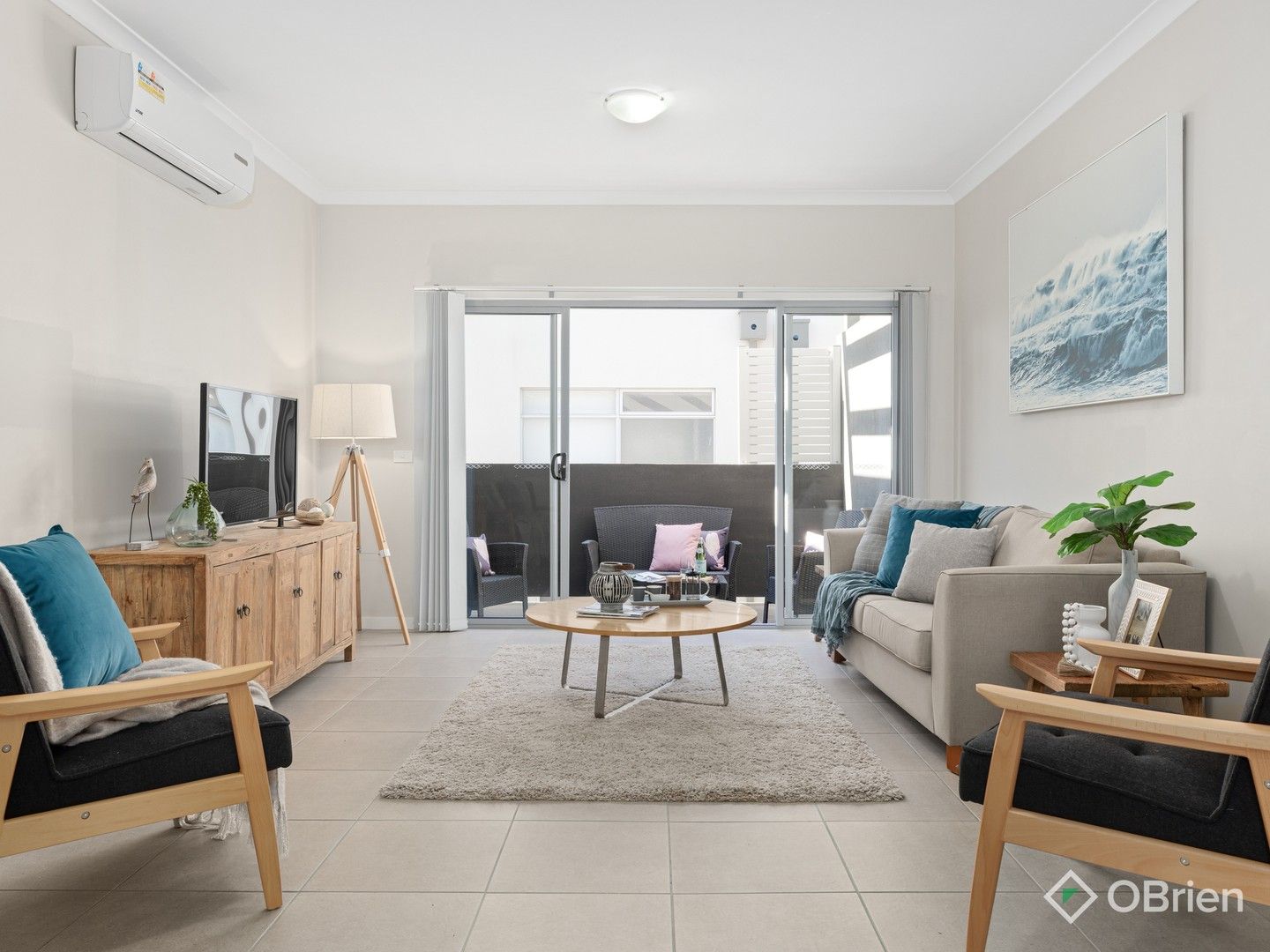 8 Axel Walk, Cranbourne North VIC 3977, Image 0