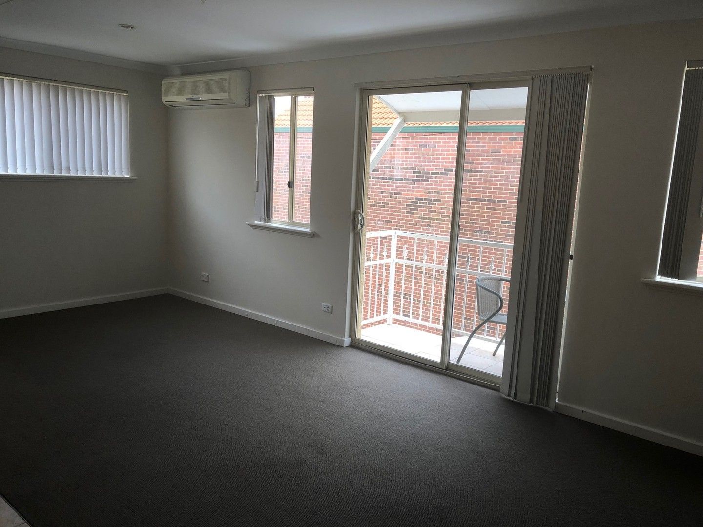 1 bedrooms Apartment / Unit / Flat in 64A Regents Park Road JOONDALUP WA, 6027