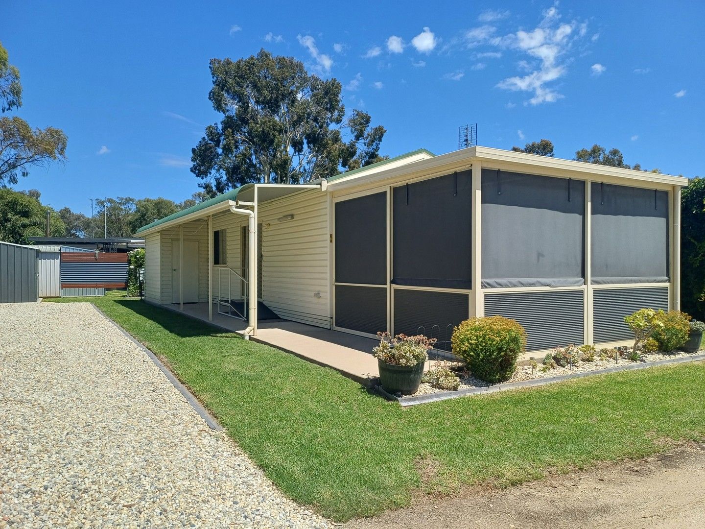 2 bedrooms Apartment / Unit / Flat in K6 7th Avenue Boomerang Way Tourist Park, 65 Murray Street TOCUMWAL NSW, 2714