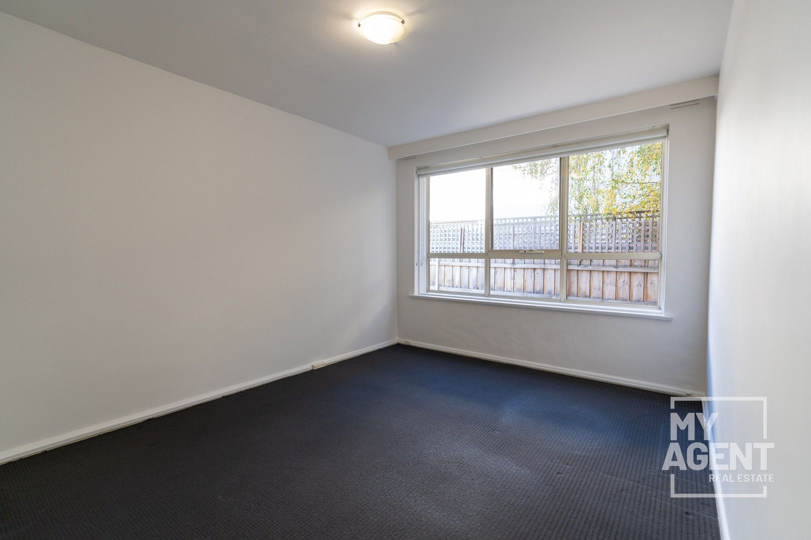 2 bedrooms Apartment / Unit / Flat in 8/48 Chomley St PRAHRAN VIC, 3181