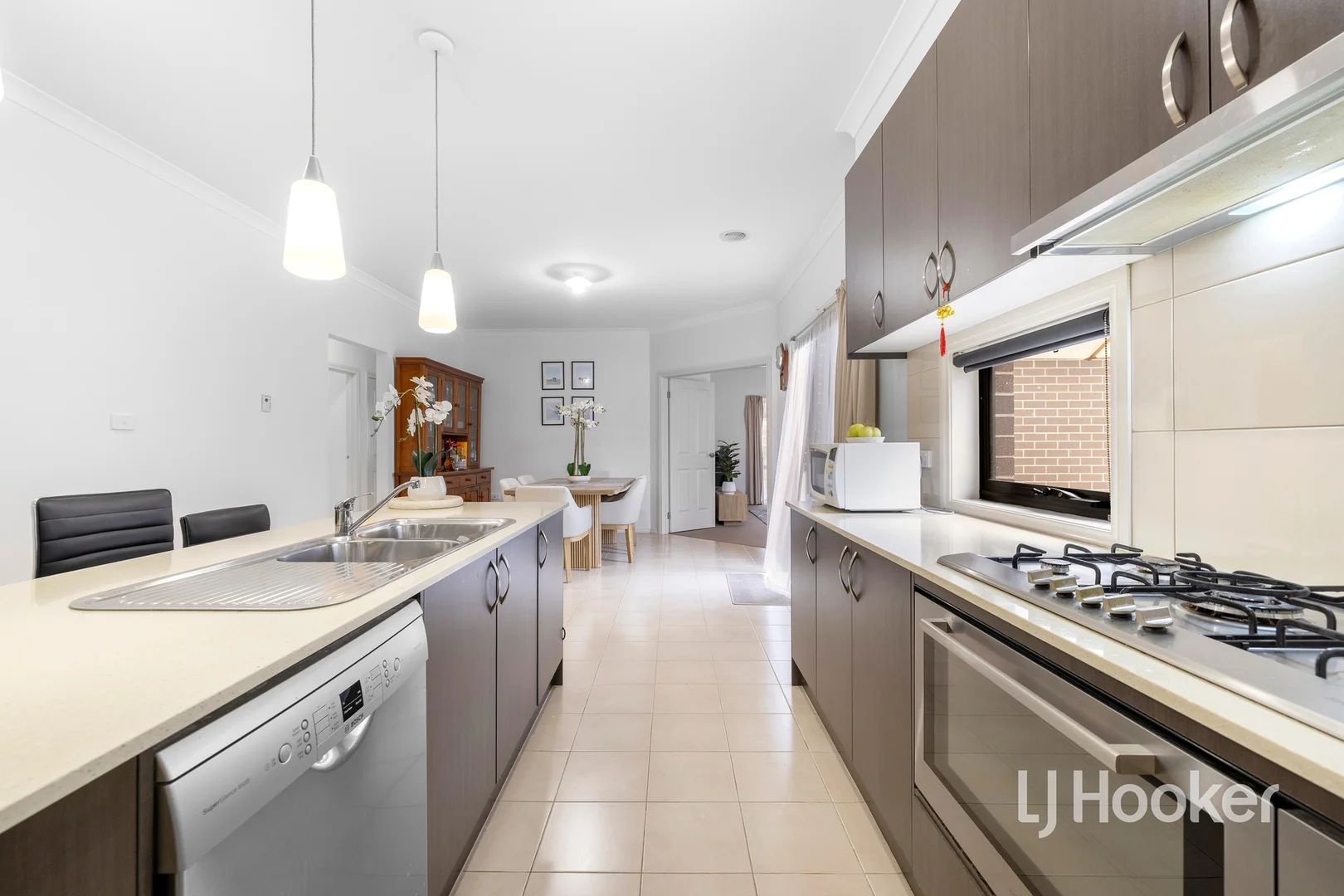 Additional image 4 of 28 Royaloak Crescent, Cranbourne East VIC 3977