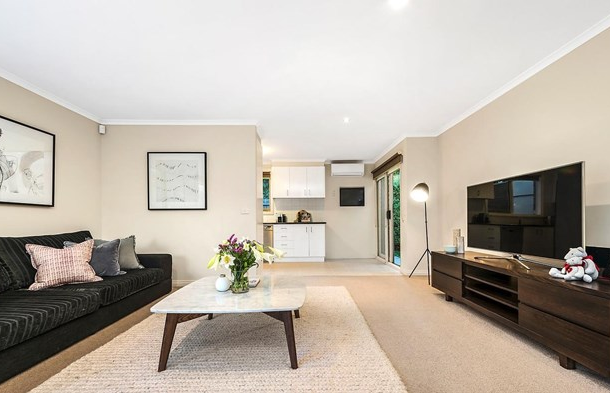 2/3 Tamar Grove, Oakleigh VIC 3166