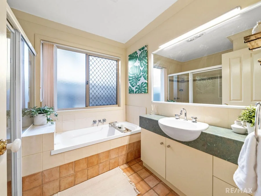 Additional image 17 of 14 Gumleaf Drive, Molendinar QLD 4214
