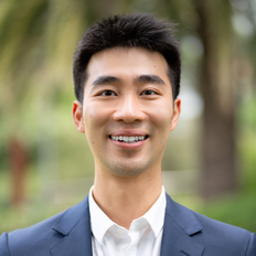 Richard Huang, Sales representative