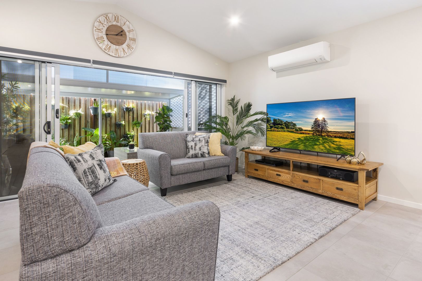 69/220 Island View Drive, Urangan QLD 4655 Domain