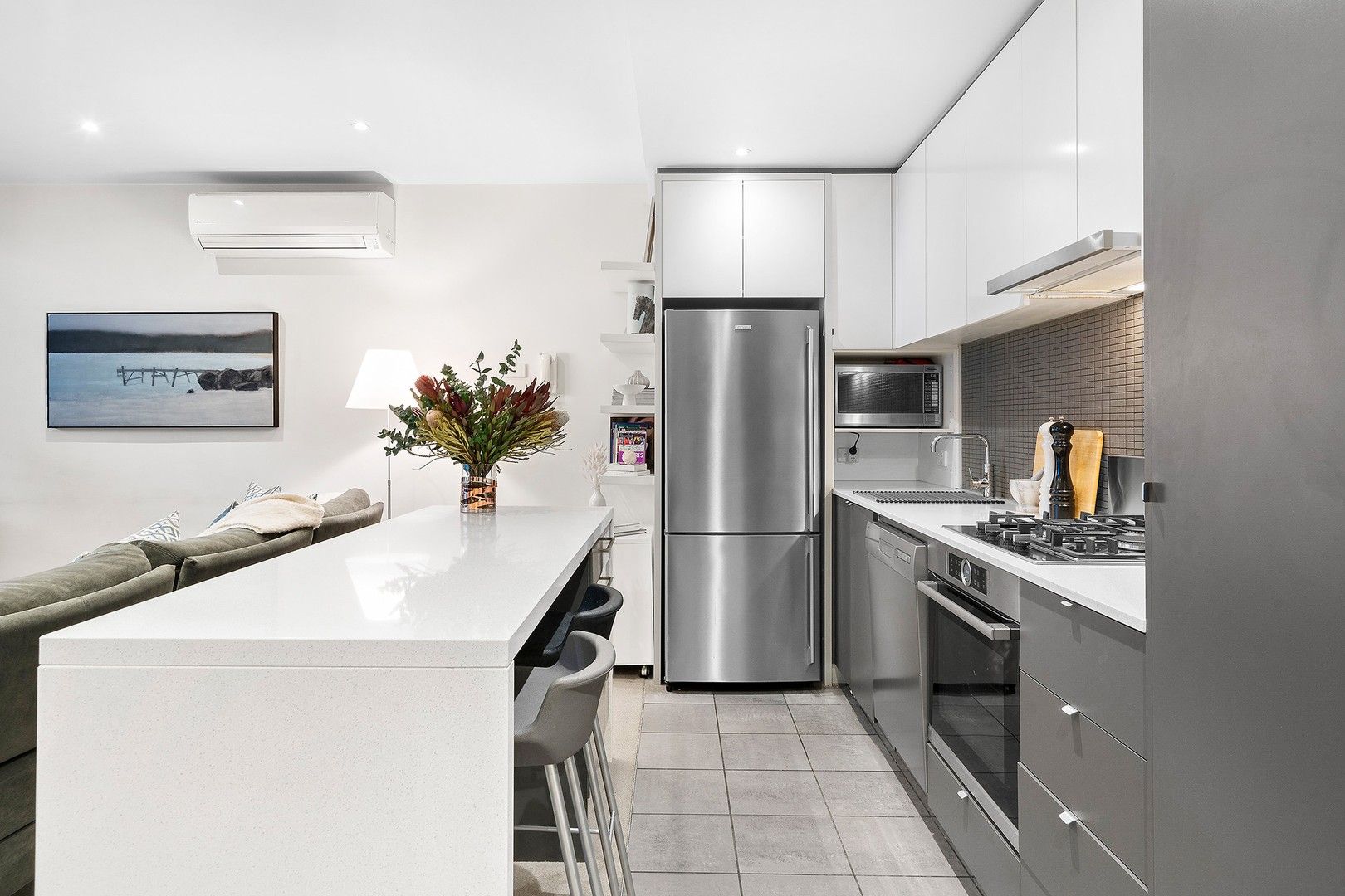 1 bedrooms Apartment / Unit / Flat in 207/151-155 Burwood Road HAWTHORN VIC, 3122