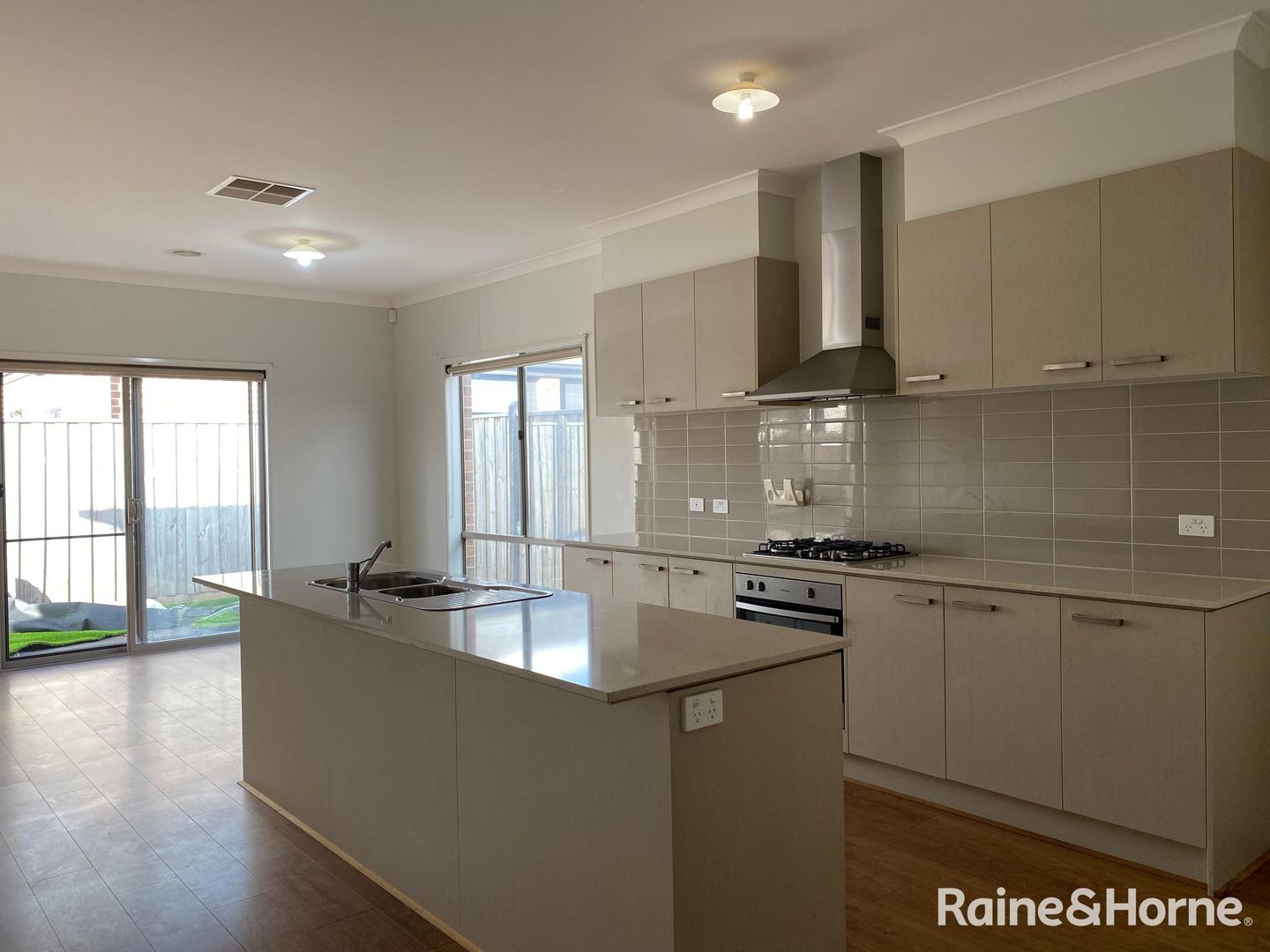 22 Pembridge Avenue, Williams Landing VIC 3027, Image 1