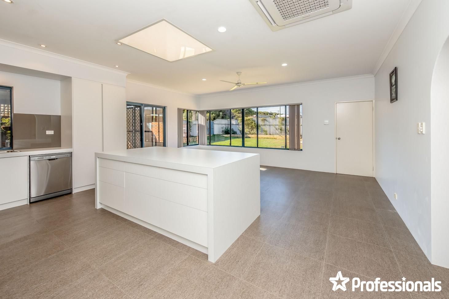 81 McAleer Drive, Mahomets Flats WA 6530, Image 1