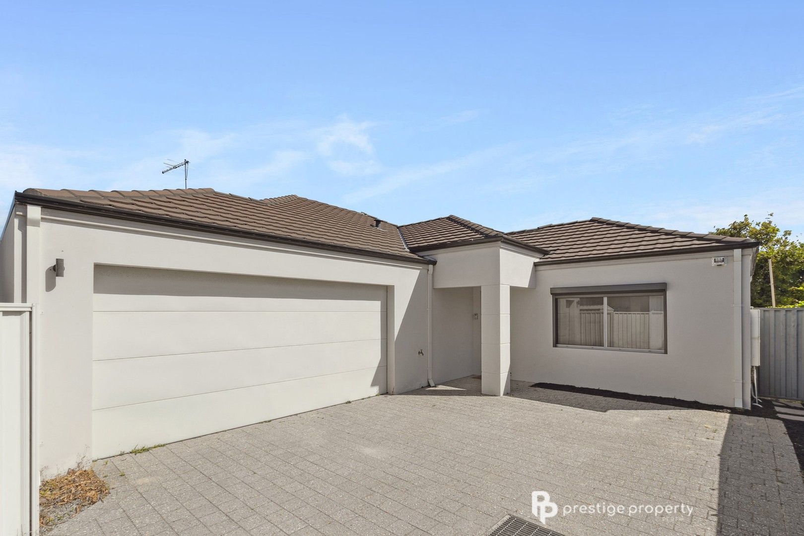 4 bedrooms House in 281A The Strand DIANELLA WA, 6059