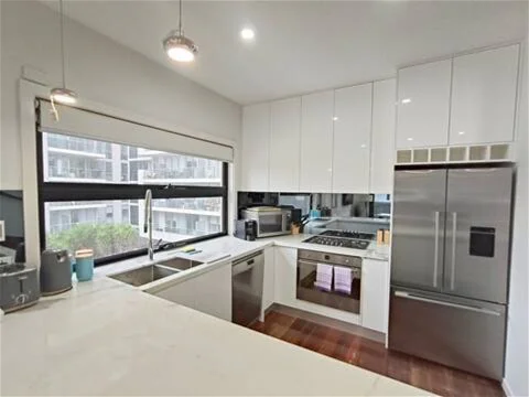 Additional image 11 of 8/74 Nott St, Port Melbourne VIC 3207
