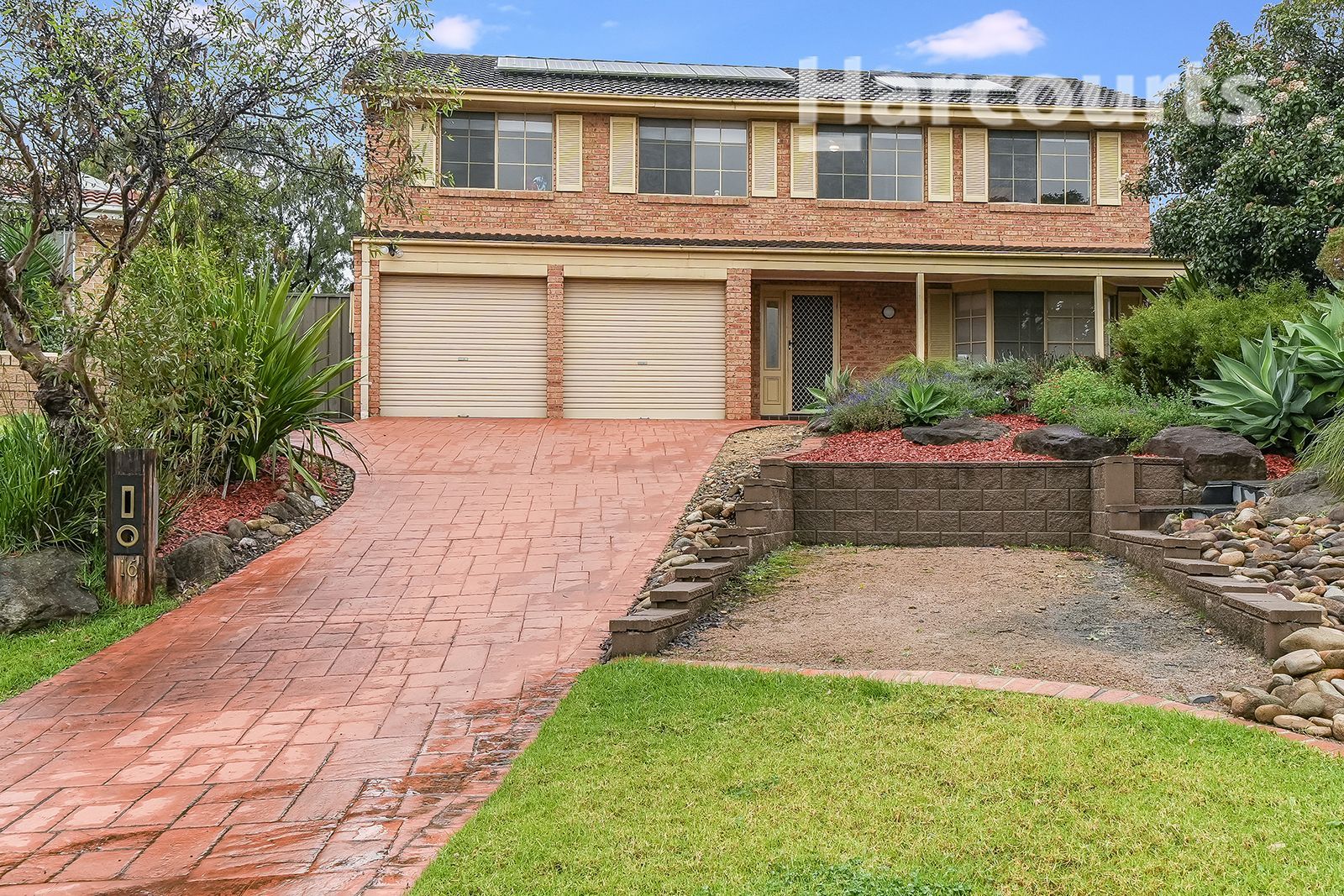 16 Amazon Place, Kearns NSW 2558, Image 0