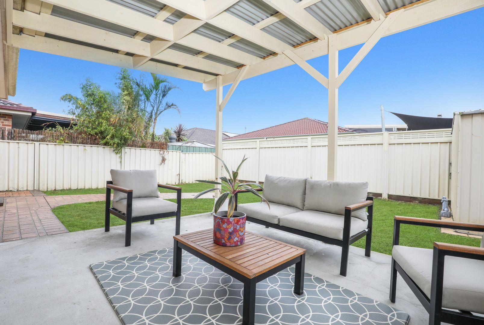 98 Sunnybank Crescent, Horsley NSW 2530, Image 2