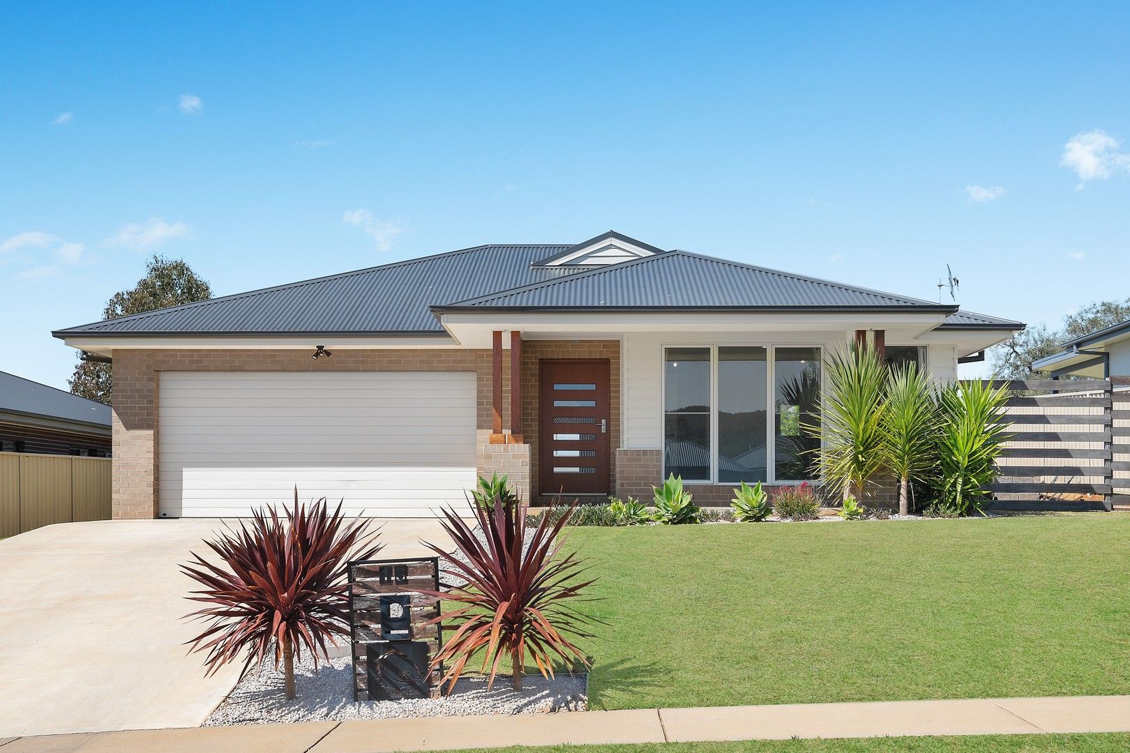 4 bedrooms House in 13 Baskerville Drive MUDGEE NSW, 2850