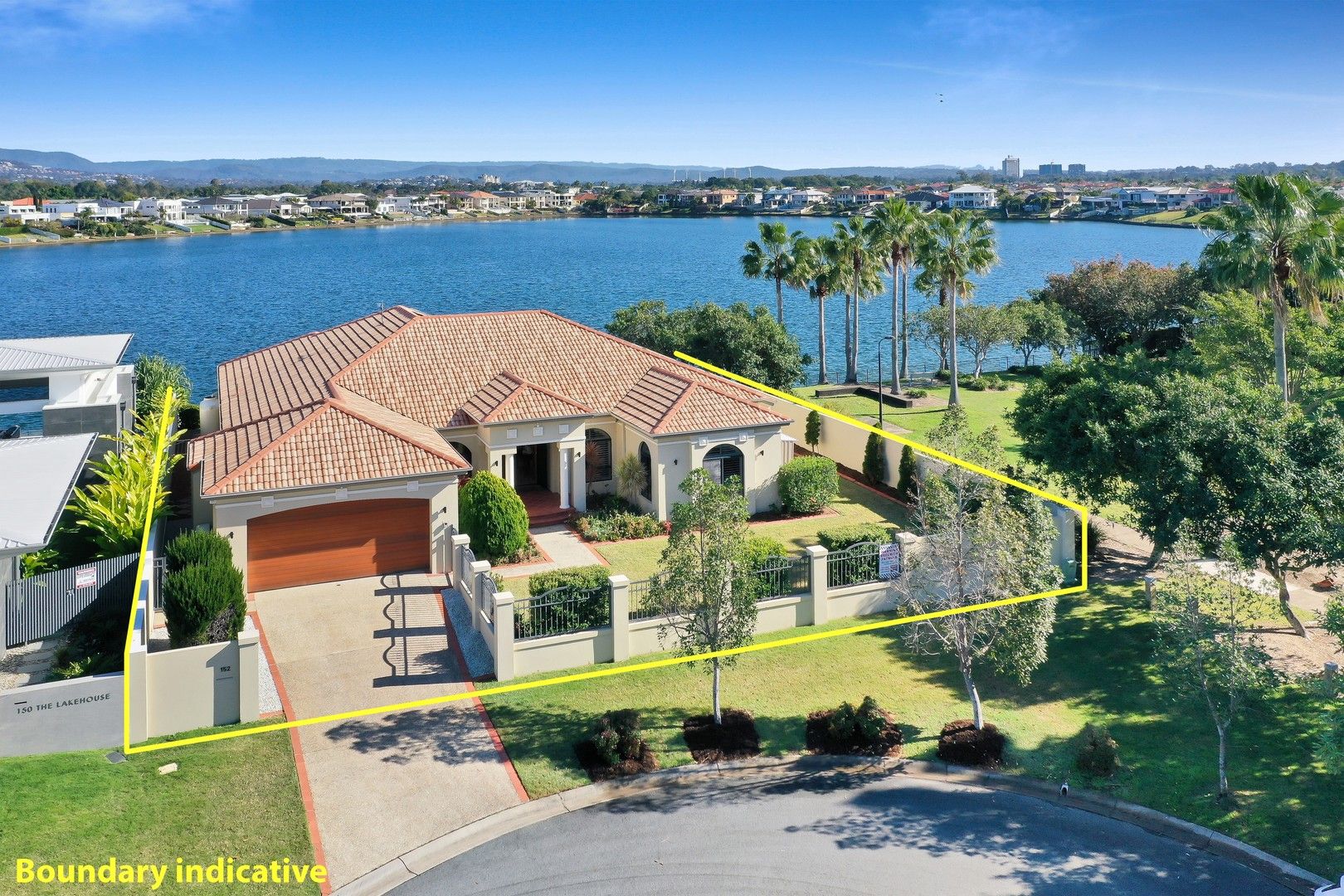 152 Sir Bruce Small Boulevard, Benowa Waters QLD 4217, Image 0