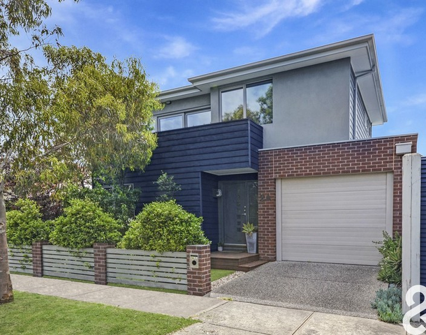 2A Carthew Grove, Preston VIC 3072