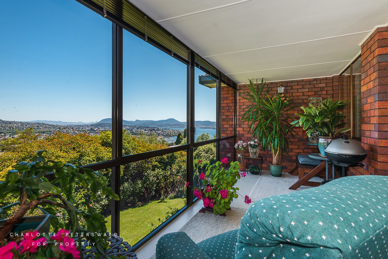 2 Birngana Avenue, Sandy Bay TAS 7005, Image 2