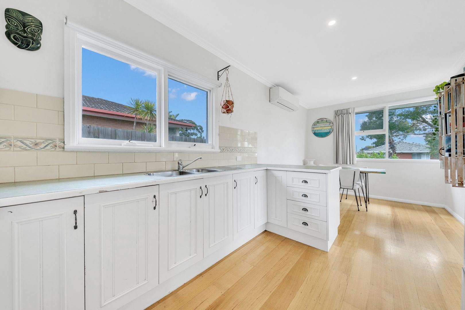 23 Newton Avenue, Bell Post Hill VIC 3215, Image 2