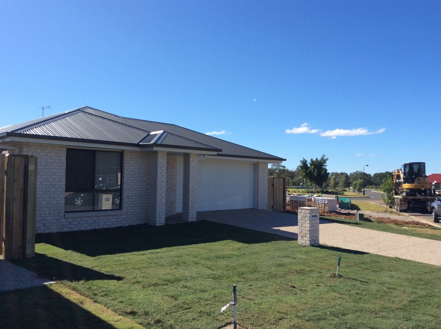 3 bedrooms House in 6 Begonia Court CABOOLTURE QLD, 4510