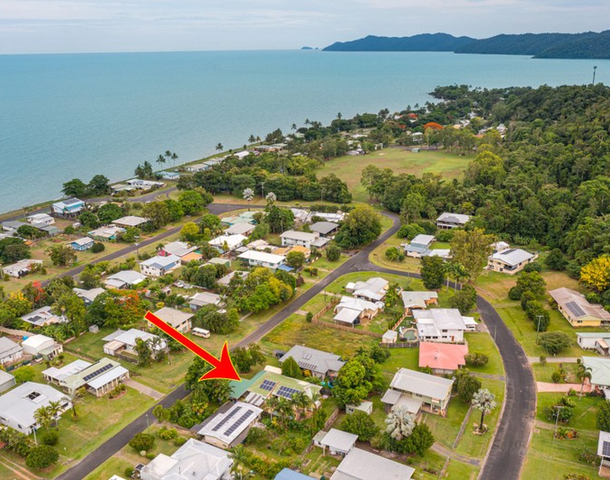 19 Maud Street, Flying Fish Point QLD 4860