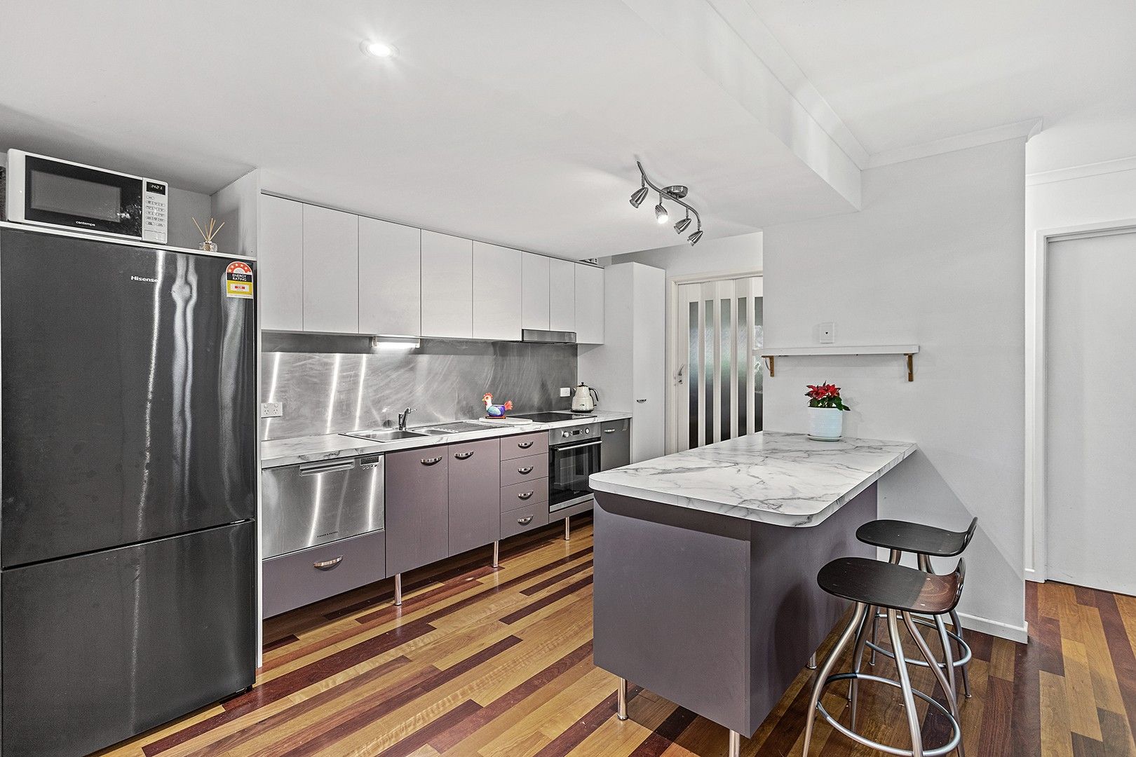 2 bedrooms Townhouse in 1/3-5 Seaview Drive AIRLIE BEACH QLD, 4802