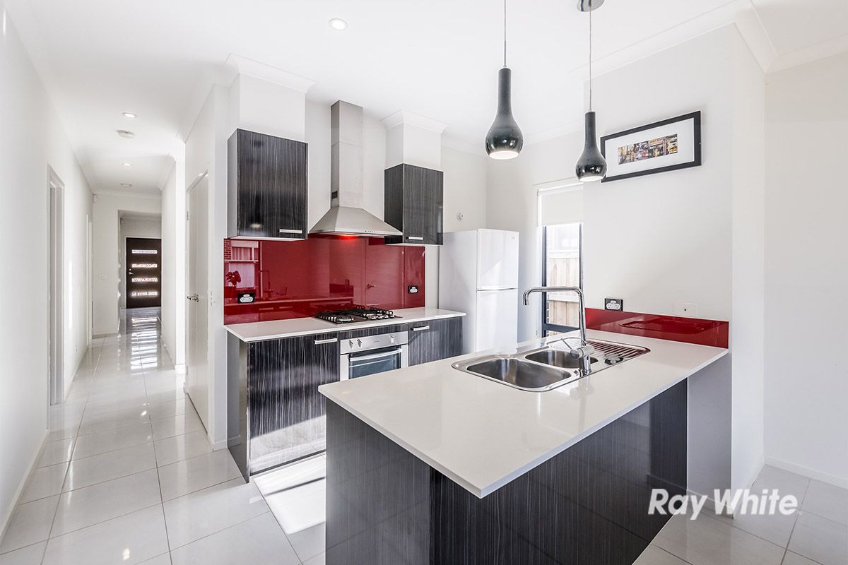 3 Copernicus Circuit, Cranbourne West VIC 3977, Image 1