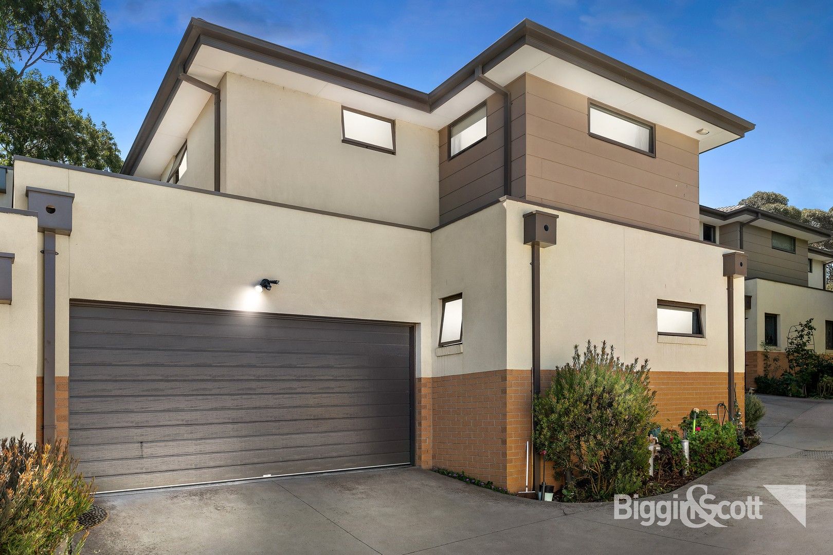 4 bedrooms Townhouse in 2/7 Huon Grove ASHBURTON VIC, 3147