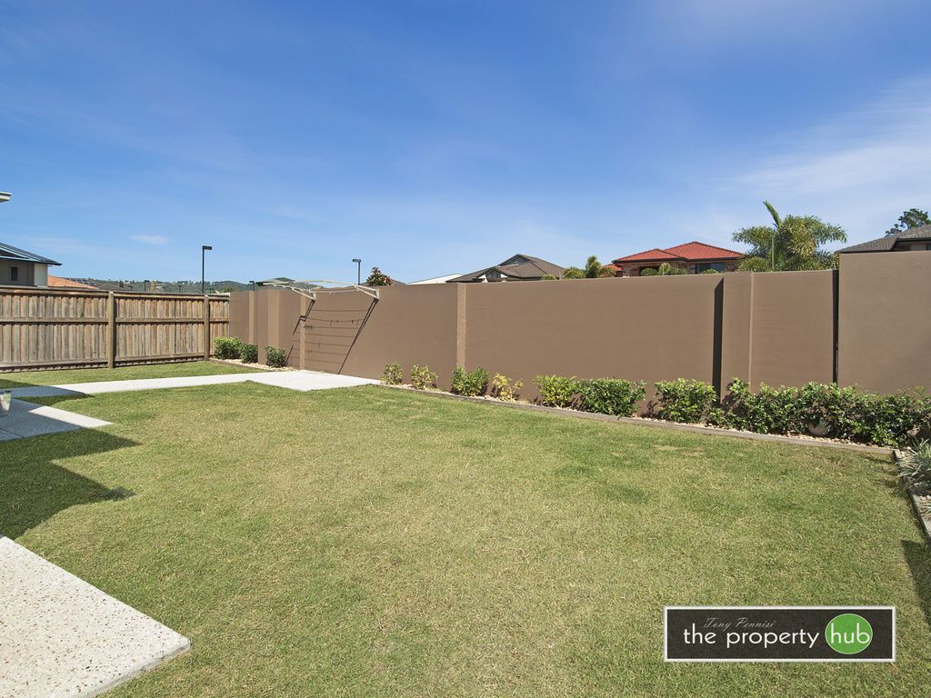 3 Riviera Court, Windaroo QLD 4207, Image 2