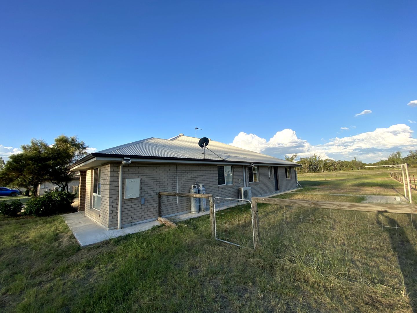 88 Racecourse Road Miles Qld 4415 Domain