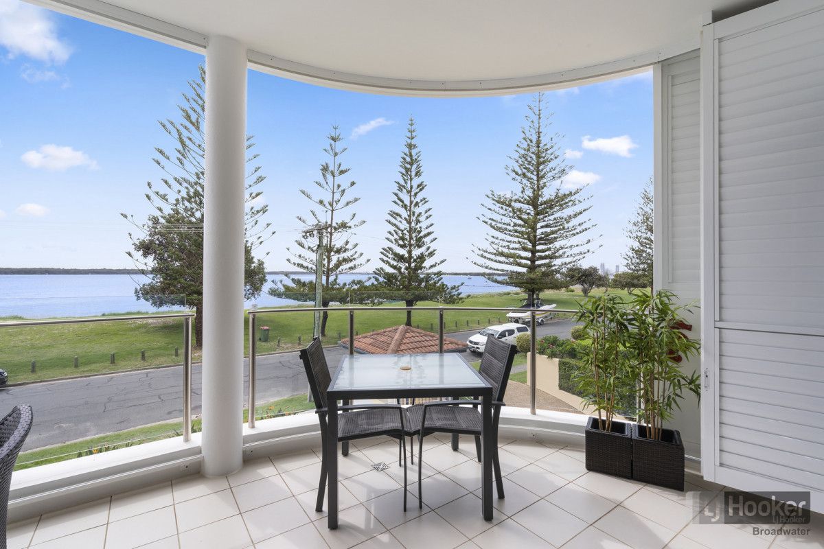 4/32-34 Oatland Esplanade, Runaway Bay QLD 4216, Image 1