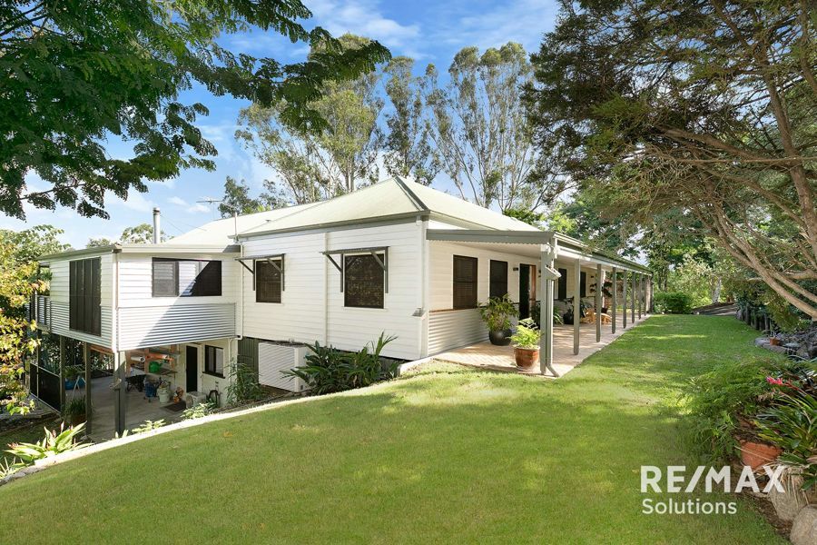 24 Garrawin Court, Clear Mountain QLD 4500, Image 2