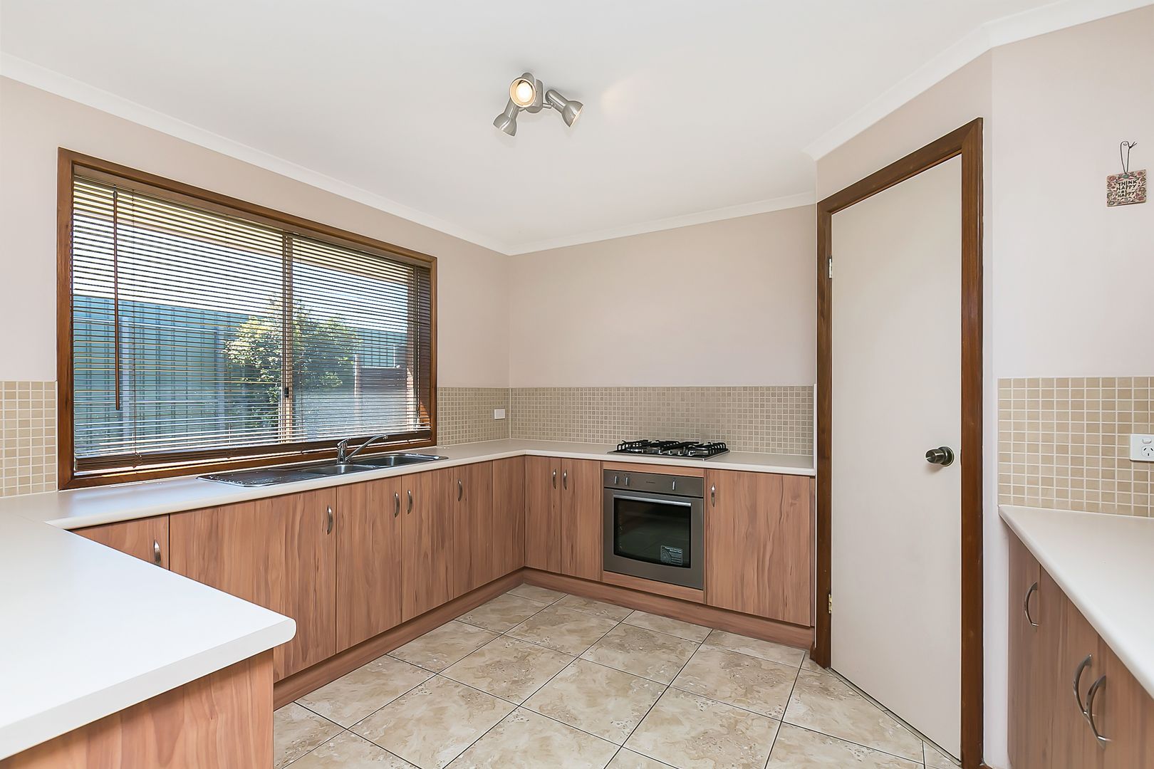 15 Holmes Street, Old Noarlunga SA 5168, Image 1