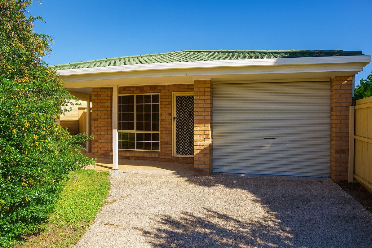 4 bedrooms House in 86 Silkyoak Circuit FITZGIBBON QLD, 4018