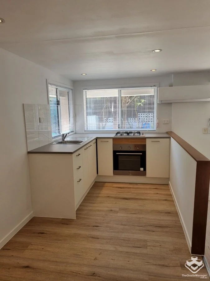 Primary image of 34 William Parade, Fairfield QLD 4103