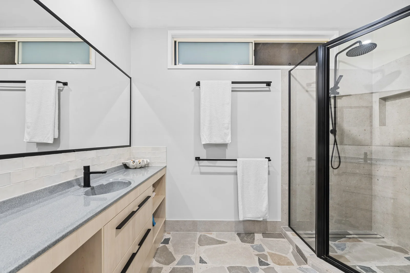 Additional image 22 of 52 Samarinda Way, Point Lookout QLD 4183