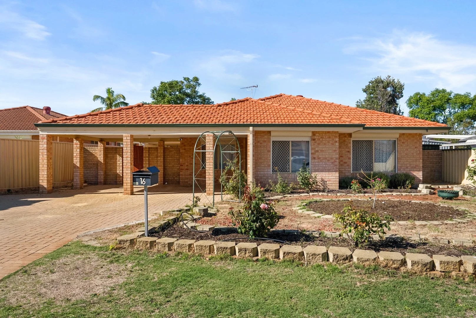 16 Senegal Grove, Warnbro WA 6169