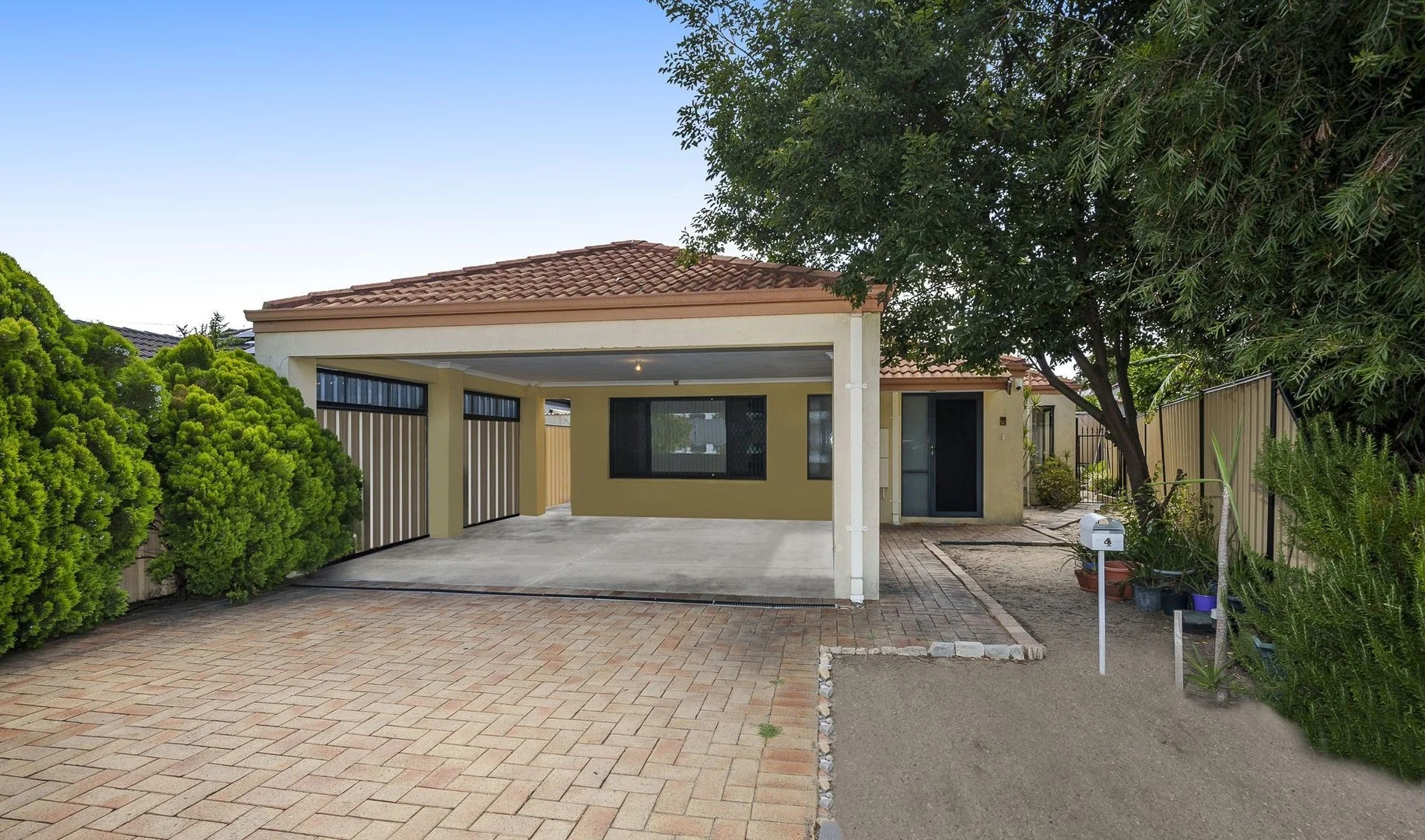 Primary image of 4 Elward Place, Balga WA 6061
