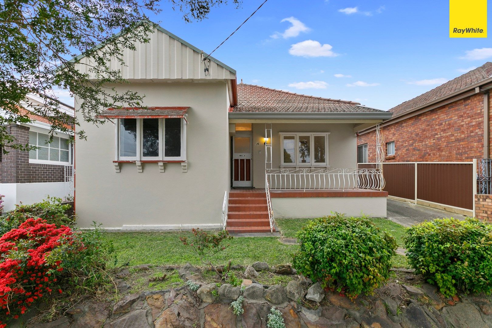 16 Lincoln St, Campsie NSW 2194, Image 0