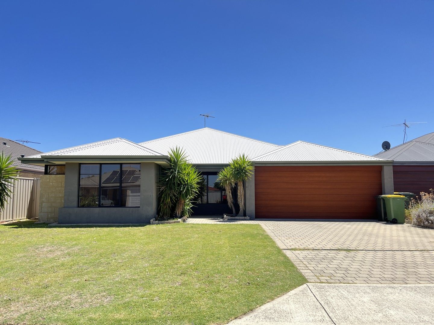 4 bedrooms House in 52 Sanctuary Drive BERTRAM WA, 6167