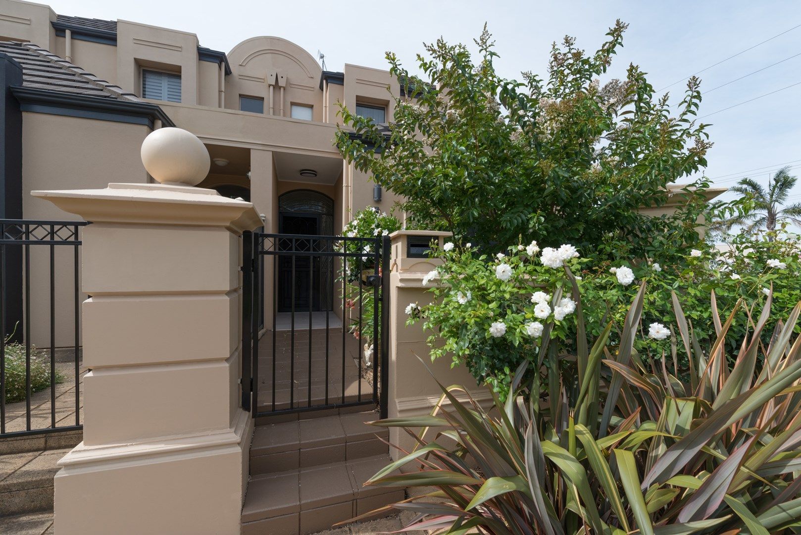 2D Stanford Avenue, Novar Garden Property History & Address Research