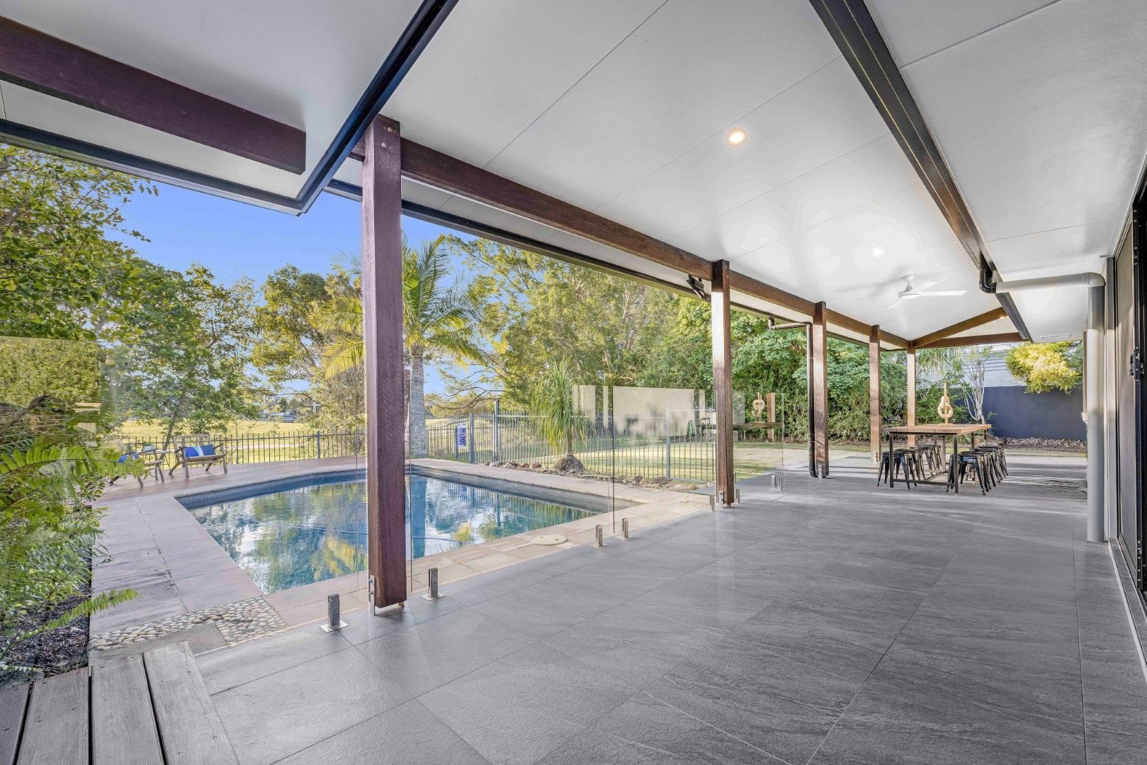 11 Midden Place, Pelican Waters | Property History & Address Research ...