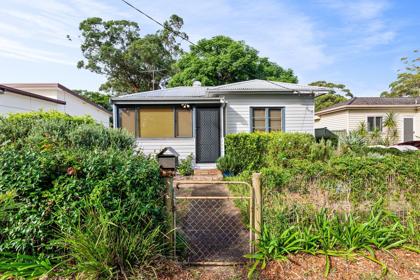 26 Commonwealth Avenue, Blackwall NSW 2256, Image 0