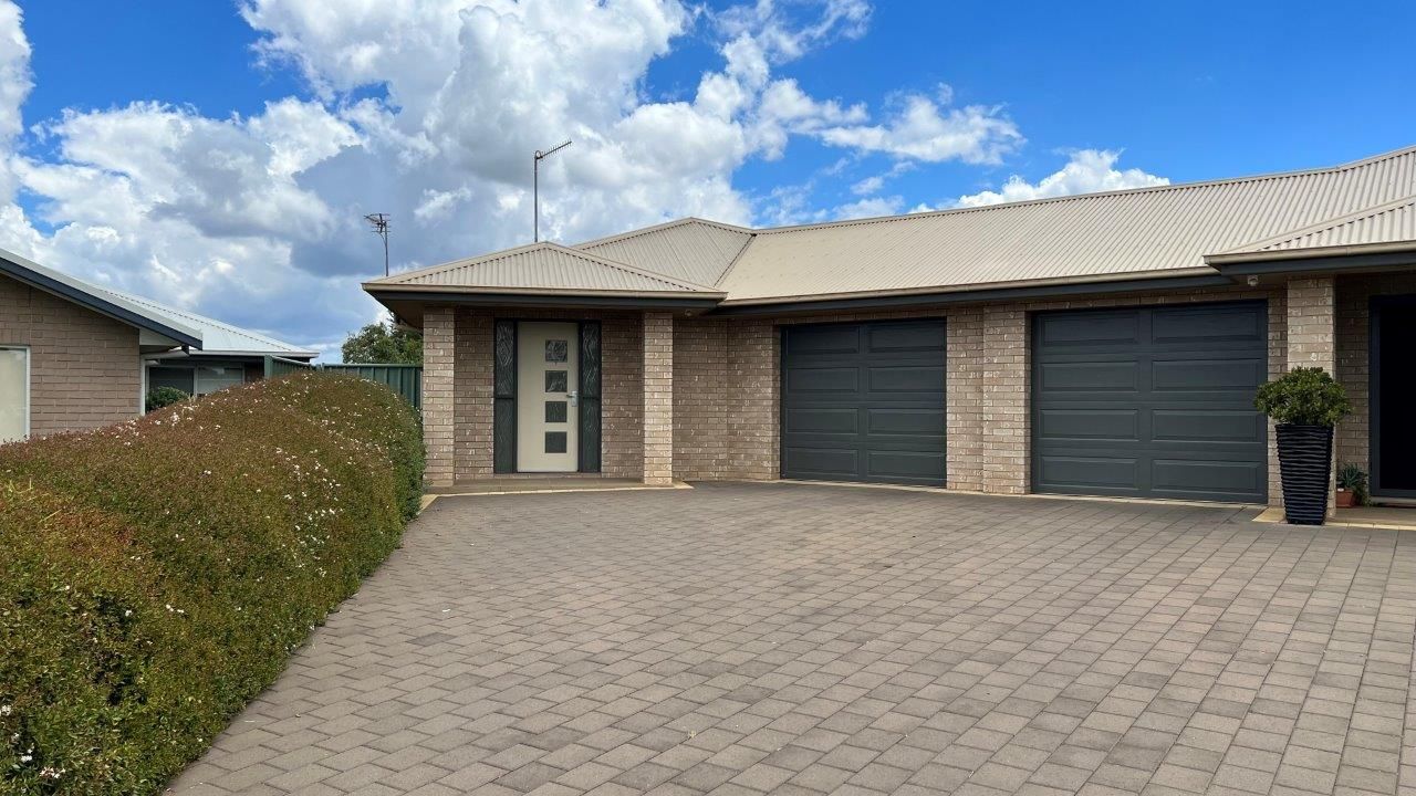 3 bedrooms Duplex in 3B Tulip Court DUBBO NSW, 2830